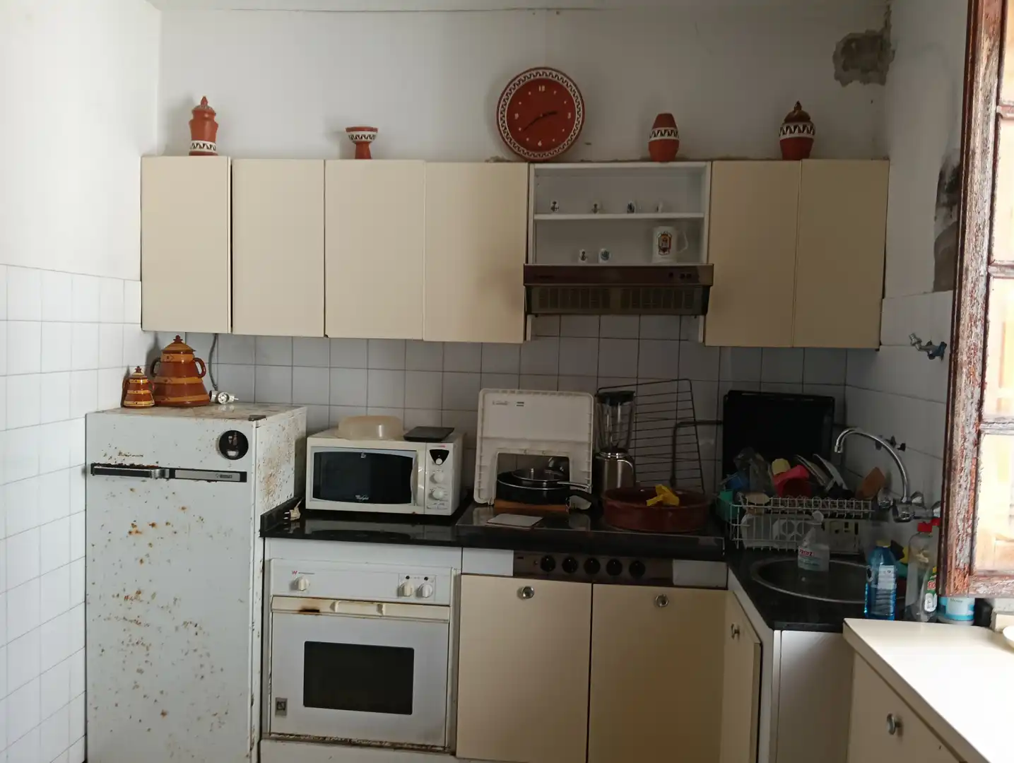 Cuina de Casa adosada en venda en Oza dos Ríos amb Calefacció, Jardí privat i Traster