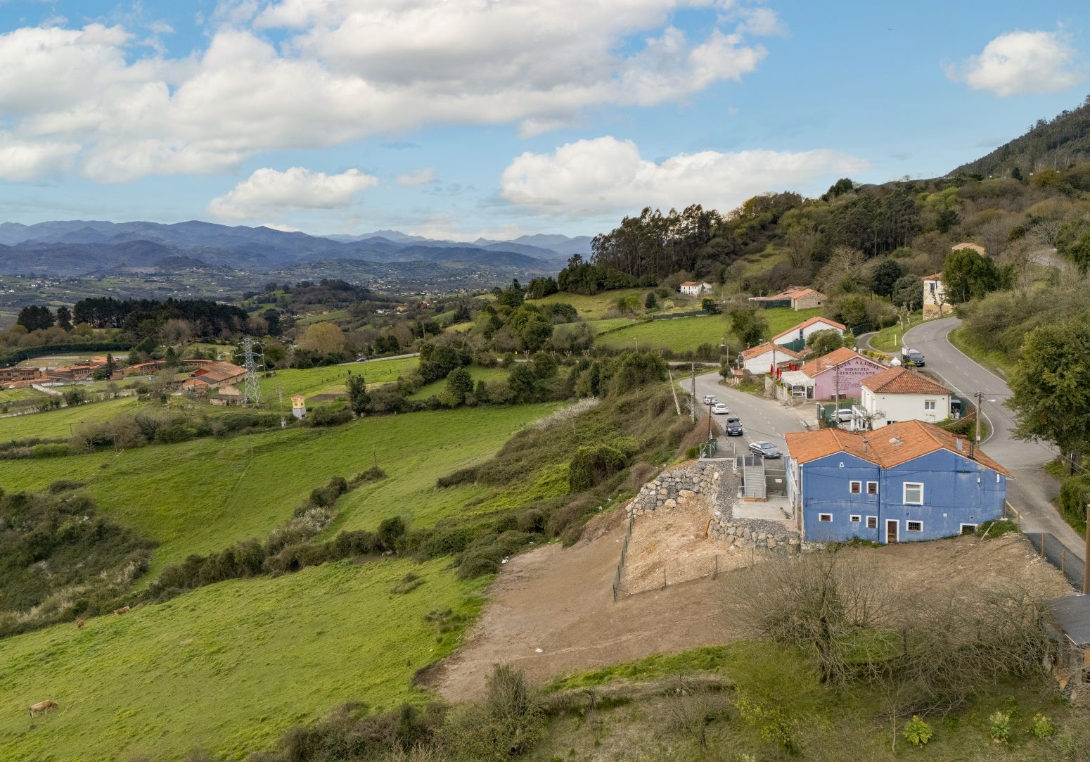 Vista exterior de Casa o chalet en venta en Oviedo  con Terraza