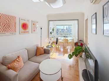 Appartamento con balcone in vendita a Eixample