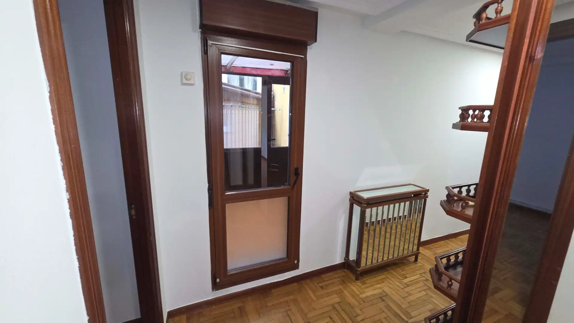 Wohnung zum Verkauf in San Martín del Rey Aurelio mit Heizung, Parkett und Terrasse