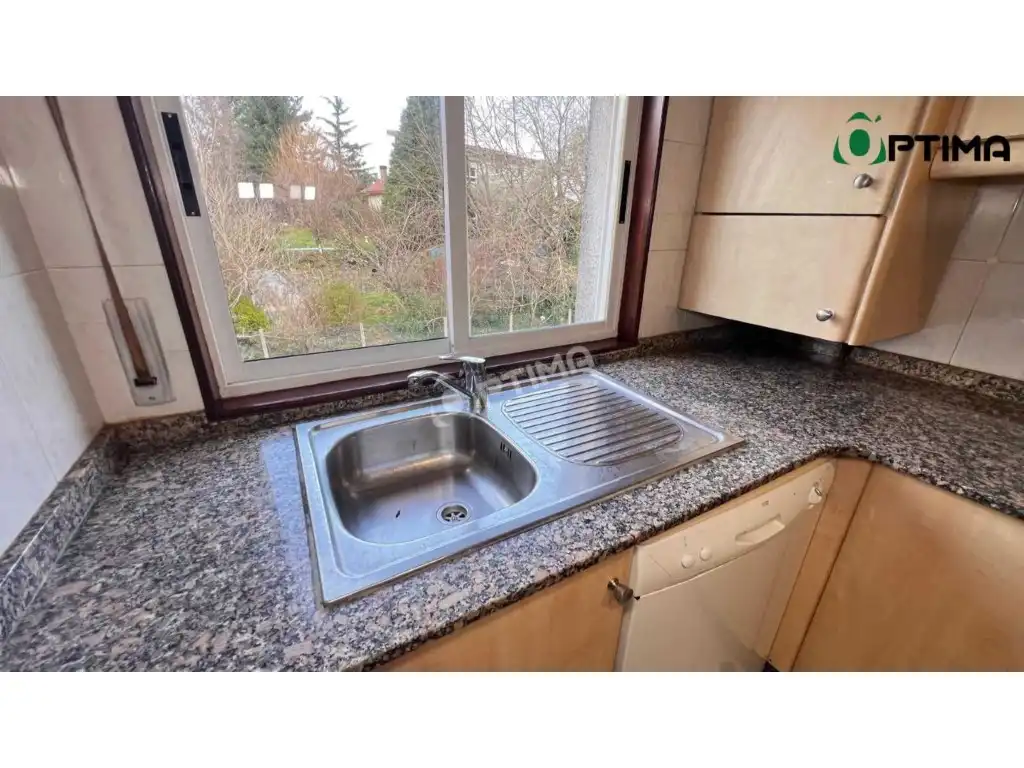 Cocina de Piso en venta en Oroso