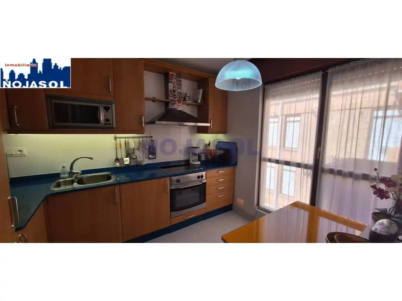 Cocina de Piso de alquiler en Noja con Calefacción, Parquet y Amueblado