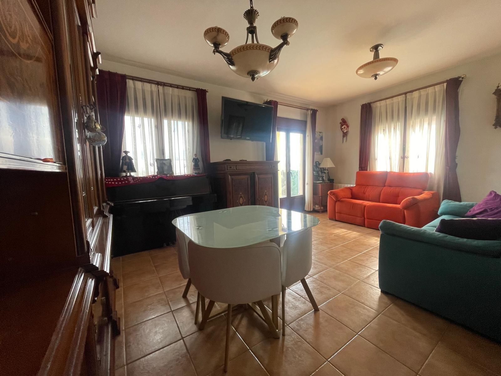 Sala d'estar de Casa o xalet en venda en Espirdo amb Calefacció, Jardí privat i Piscina comunitària
