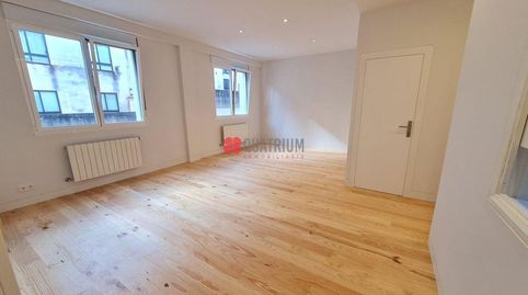 Photo 3 of Flat for rent in Rúa de Eduardo Pondal, Ensanche - Sar, Santiago de Compostela
