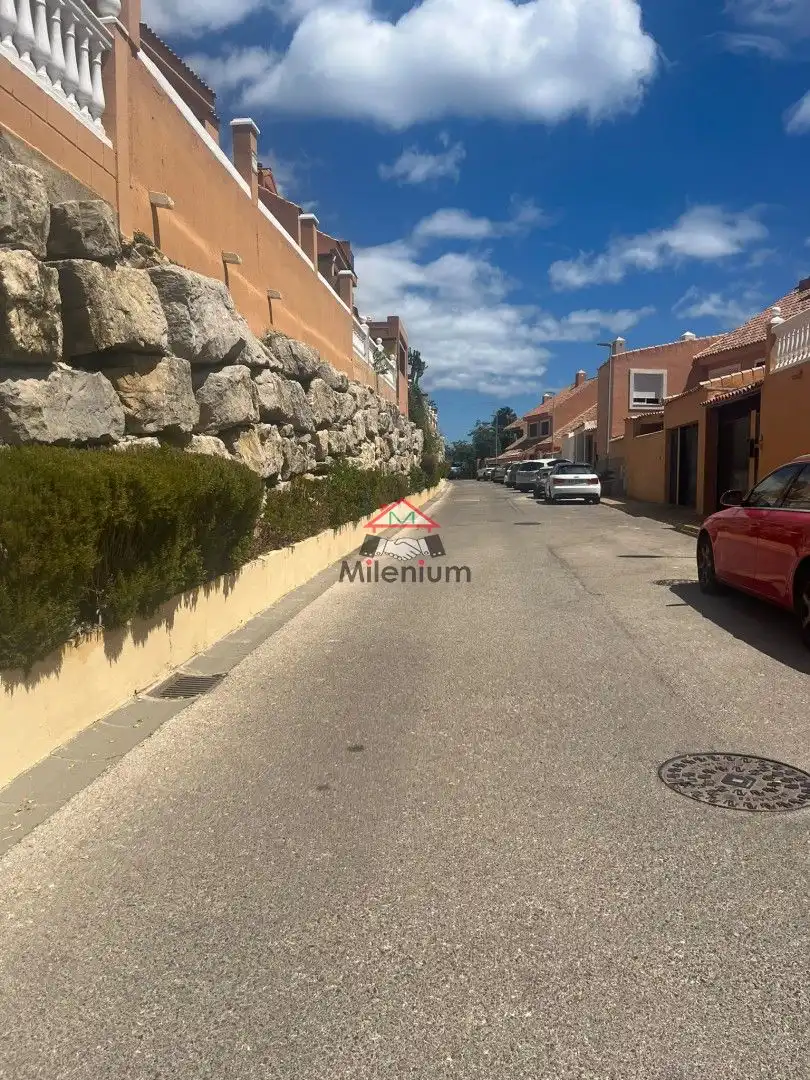 Vista exterior de Casa o chalet en venta en Algeciras con Aire acondicionado, Jardín privado y Terraza