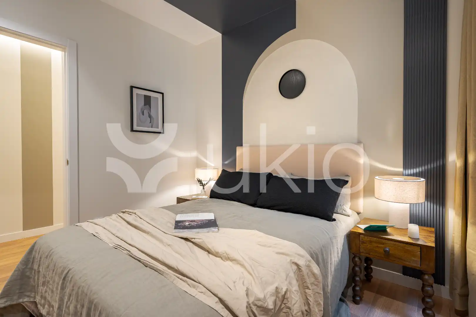 Schlafzimmer von Wohnungen zur Miete in Madrid mit Klimaanlage, Heizung und Terrasse