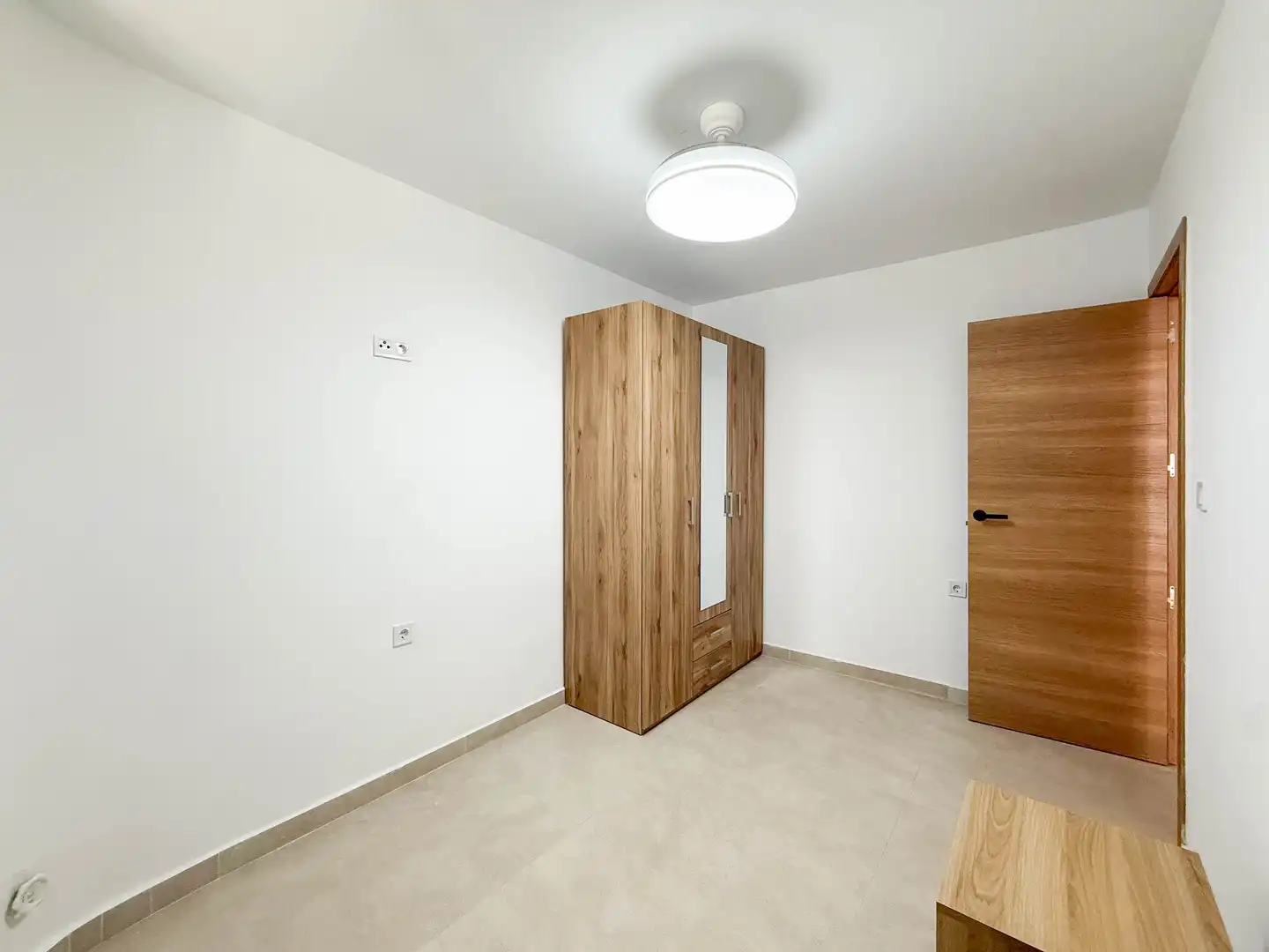 Bedroom of Ground floor for sale in Valencia  with Balcony