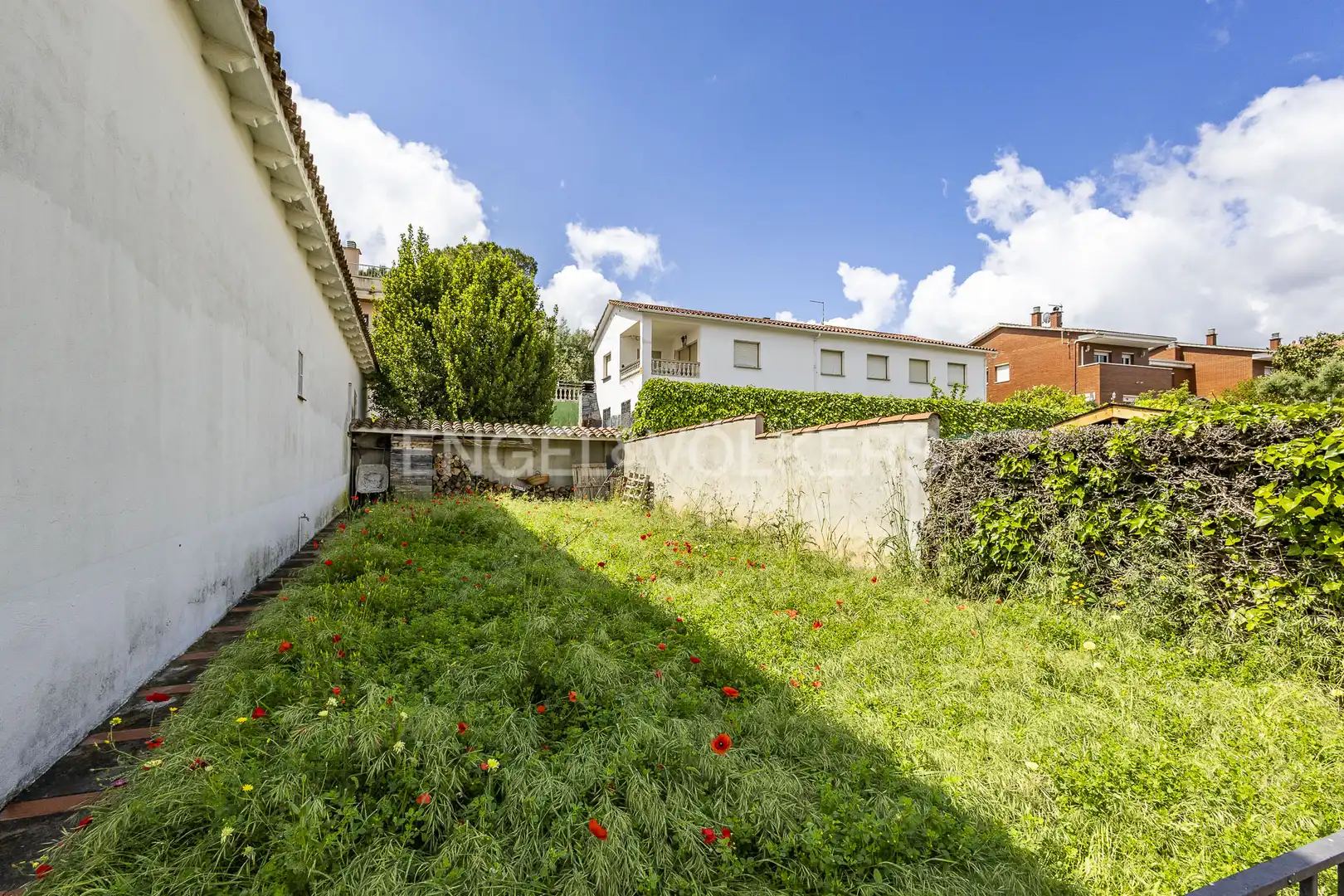 Vista exterior de Casa o chalet en venta en Esparreguera con Calefacción y Jardín privado