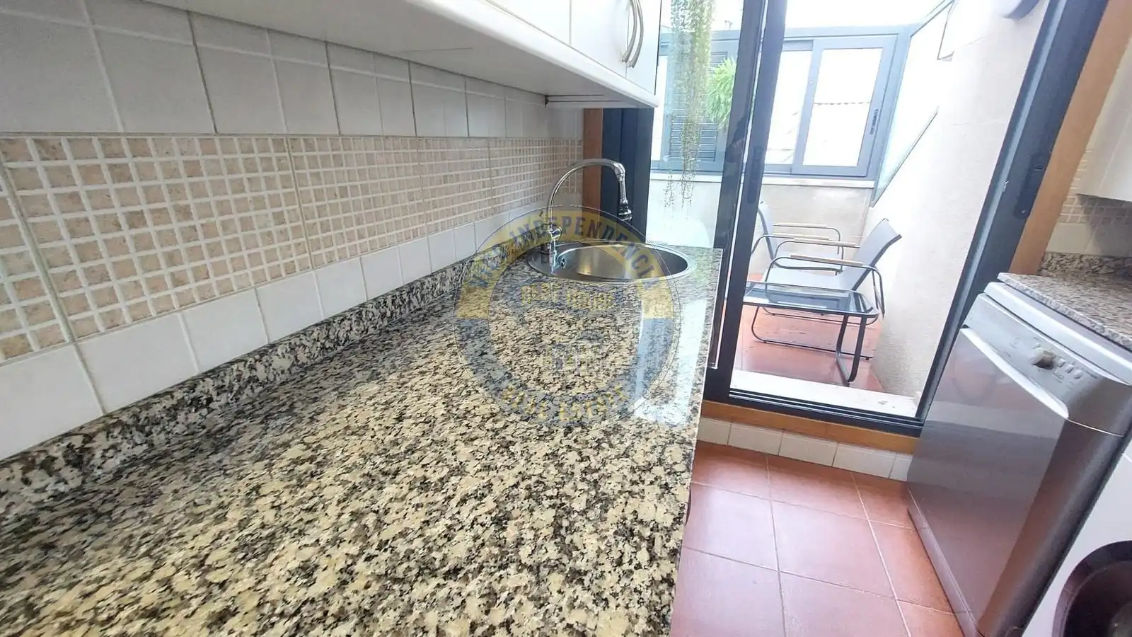 Cocina de Ático en venta en Vigo  con Calefacción, Parquet y Terraza