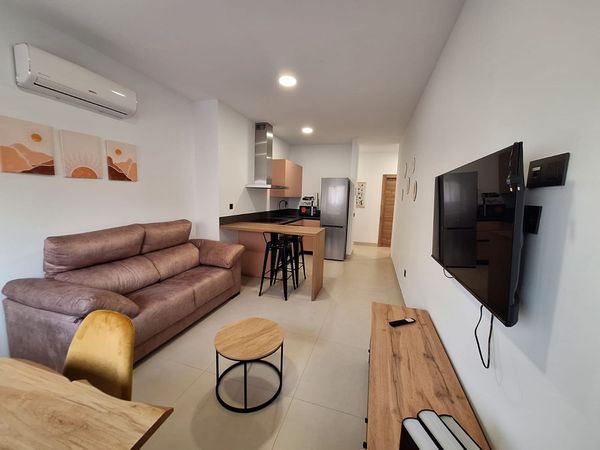 Sala de estar de Piso de alquiler en  Almería Capital con Amueblado