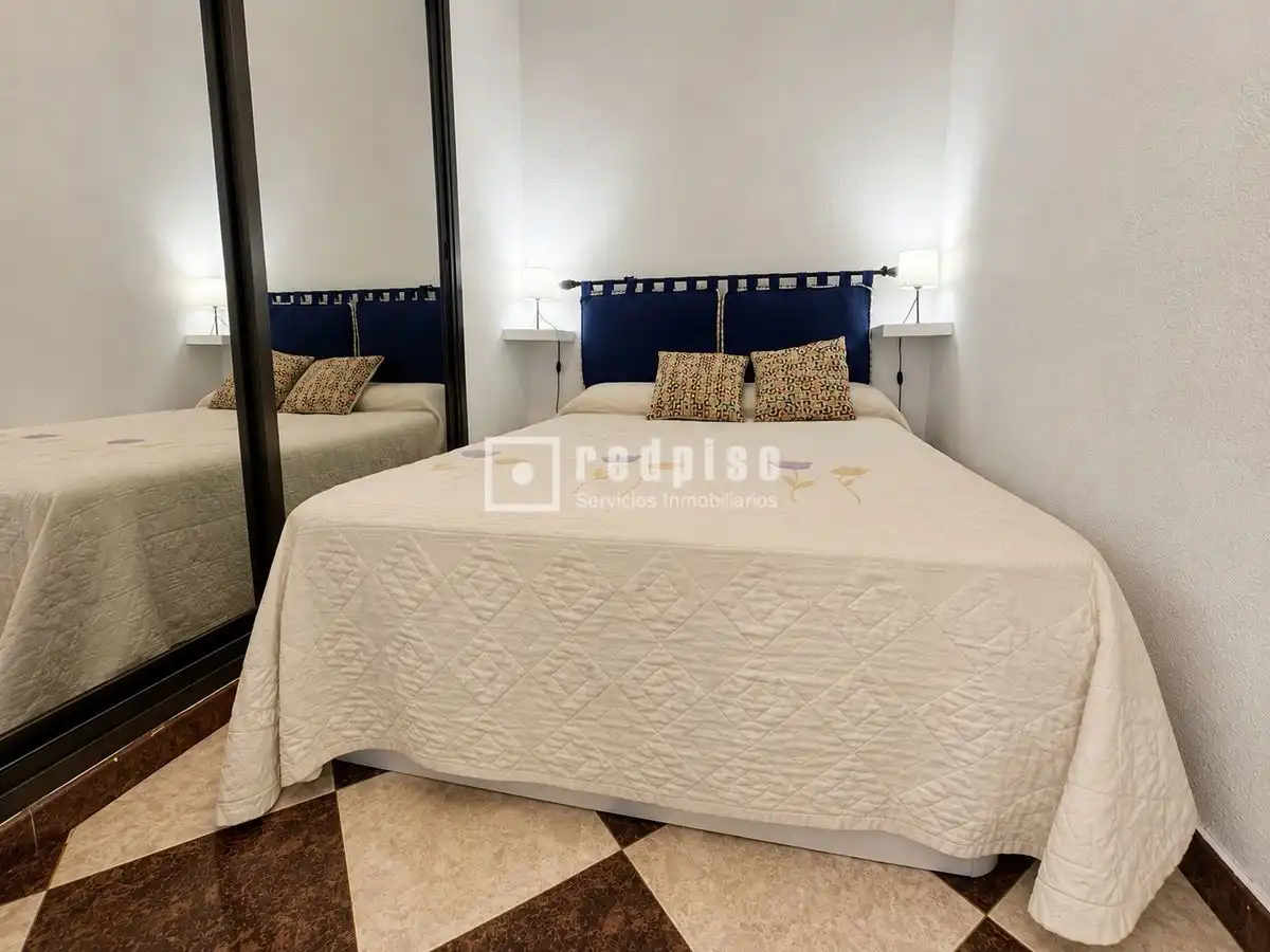 Bedroom of Flat for rent in Torremolinos  with Air Conditioner, Private garden and Swimming Pool