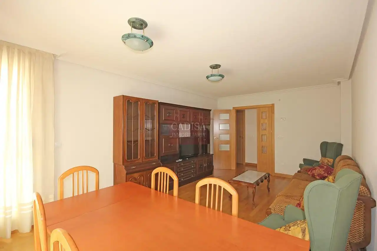 Living room of Flat for rent in Salamanca  with Heating, Storage room and Furnished