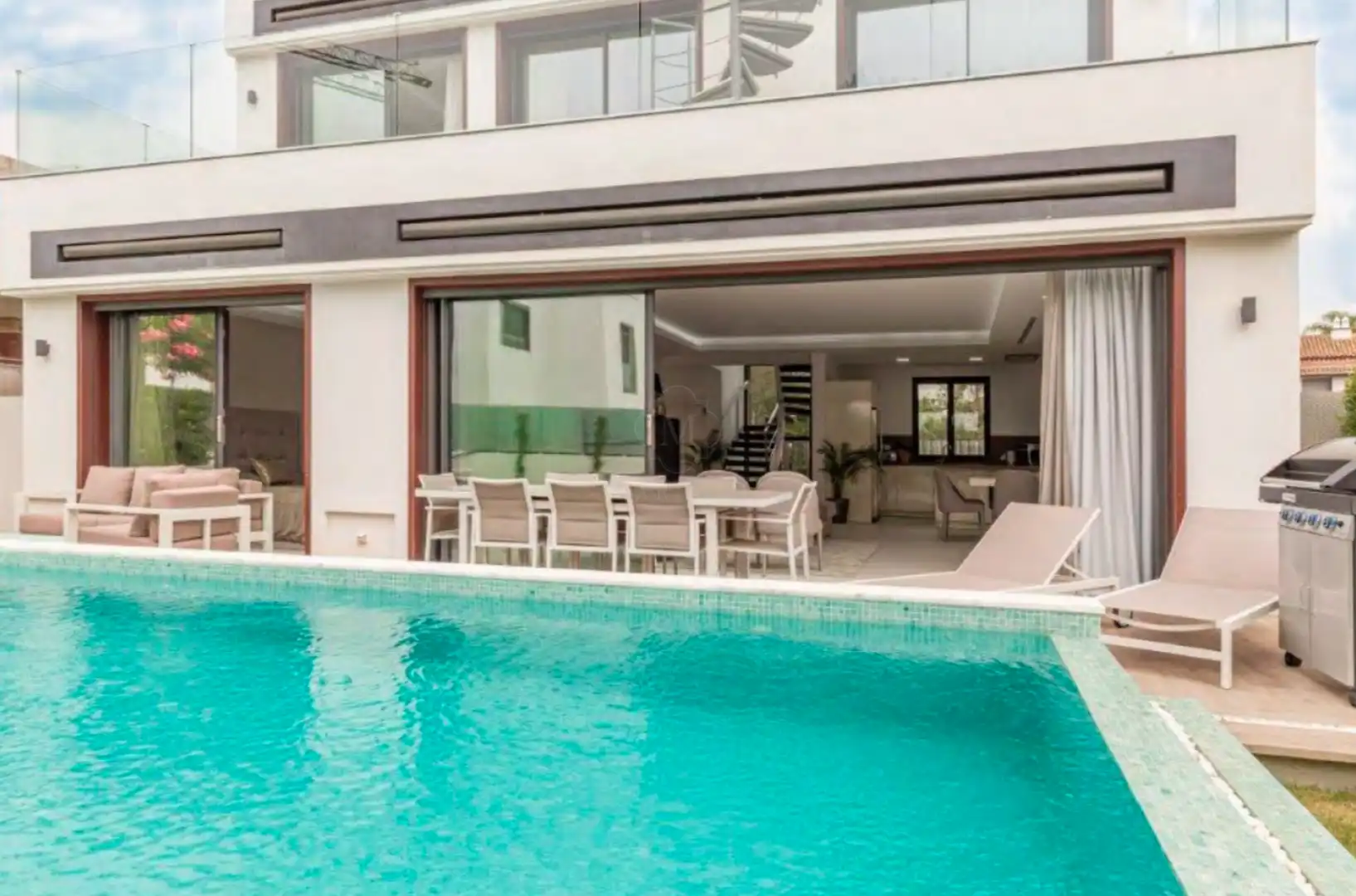 Piscina de Casa o xalet de lloguer en Marbella amb Aire condicionat, Jardí privat i Terrassa