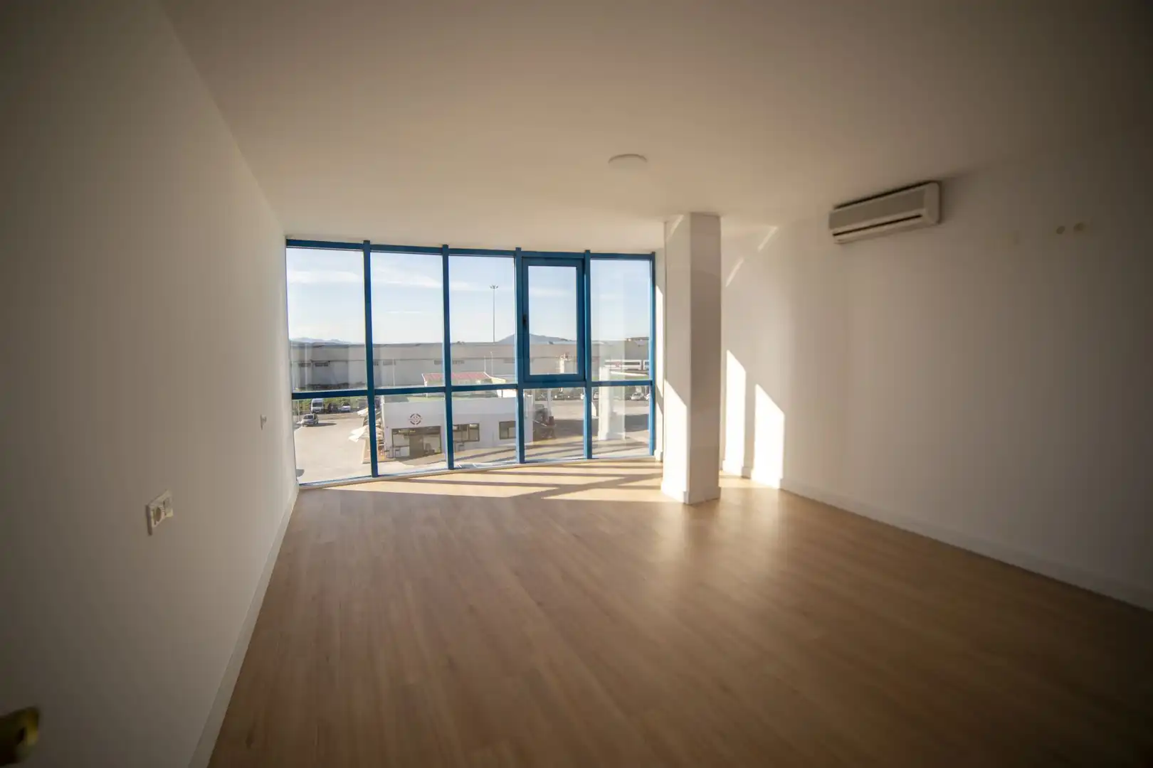 Sala d'estar de Local de lloguer en Siero
