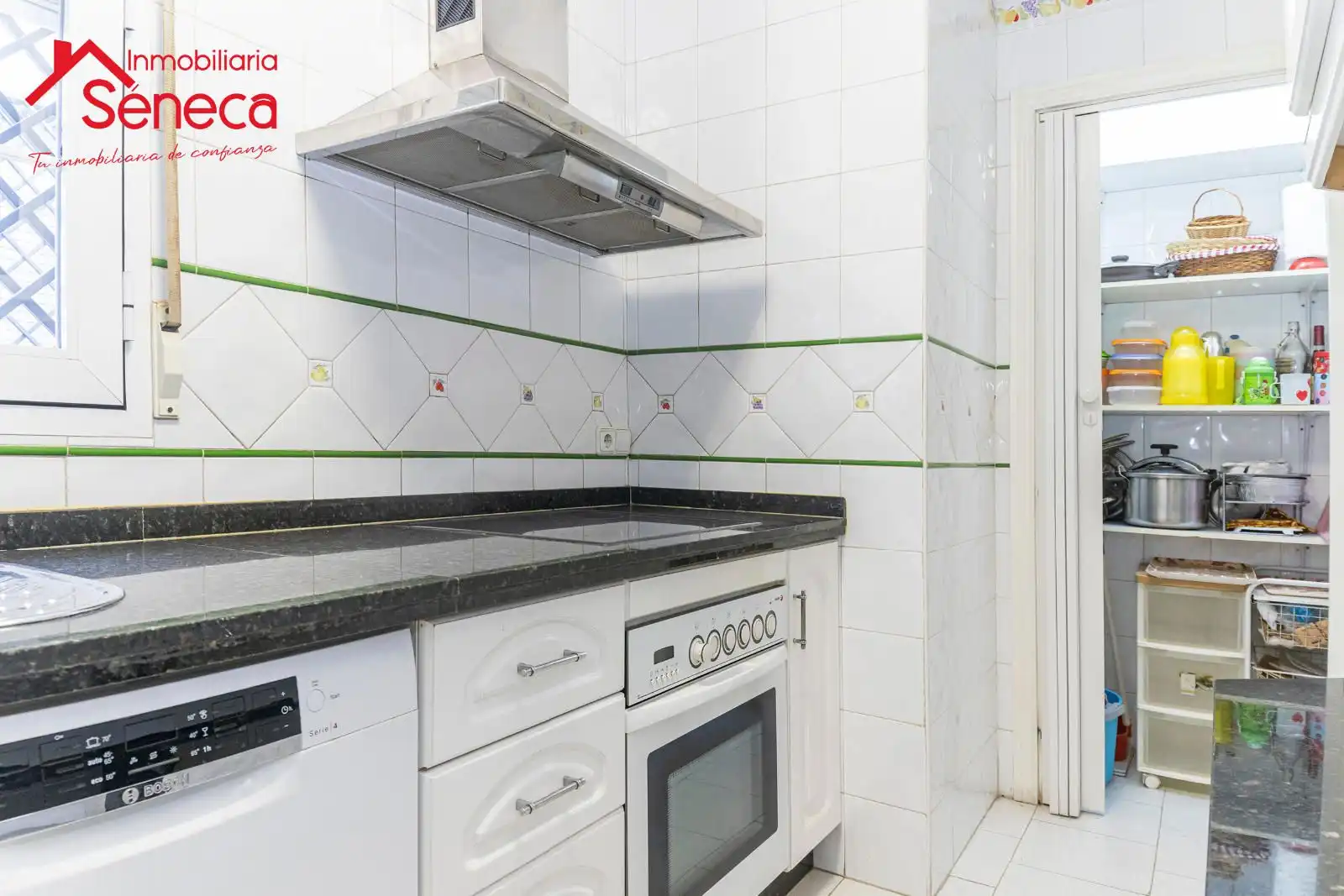 Kitchen of Flat for sale in Córdoba  with Air Conditioner, Heating and Terrace