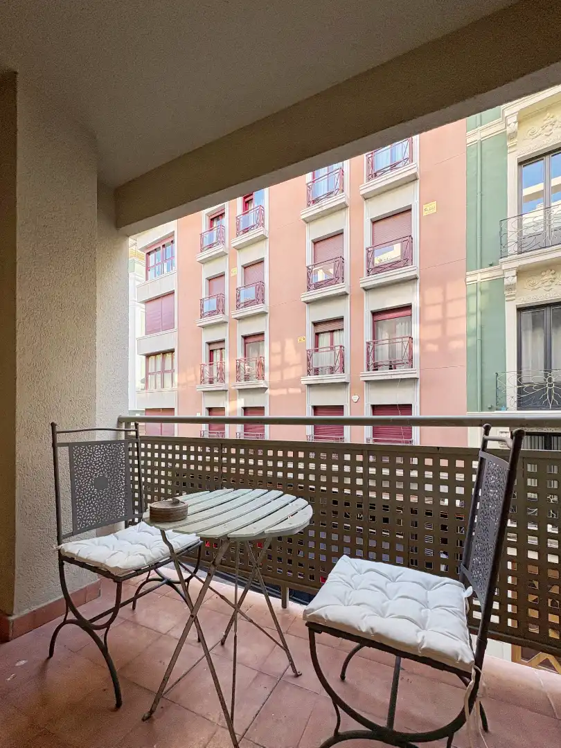 Appartamento con terrazza in vendita a Calle Médico Manero Mollà, imagen 4