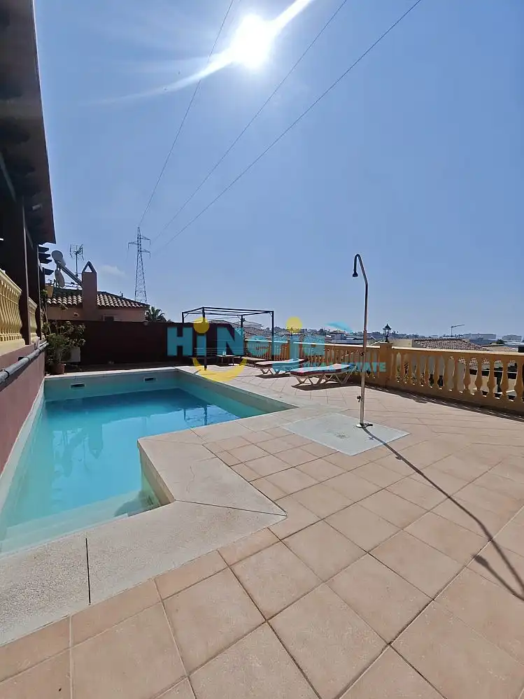 Piscina de Casa o chalet en venta en Torrox con Aire acondicionado, Calefacción y Terraza