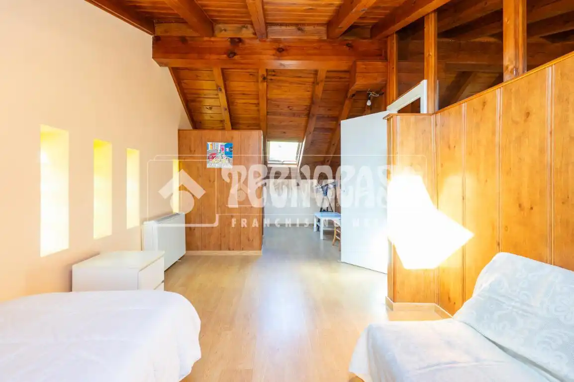 Habitación de Casa o chalet en venta en Guadalix de la Sierra con Calefacción, Jardín privado y Terraza