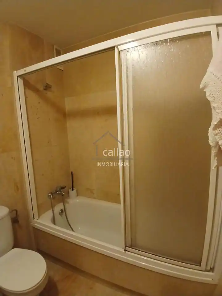 Wohnung zur Miete in Esteiro
