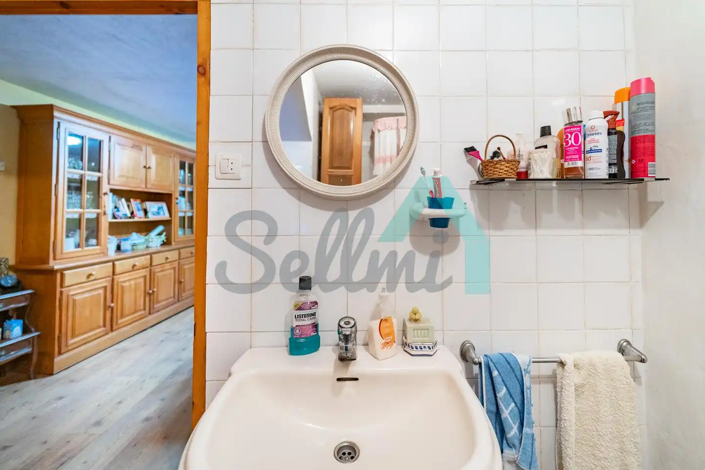 Badezimmer von Einfamilien-Reihenhaus zum Verkauf in Onís mit Heizung, Abstellraum und Balkon