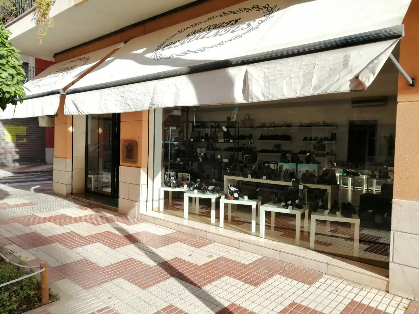 Business premises for sale in Calle Calle de Cervantes, imagen 5