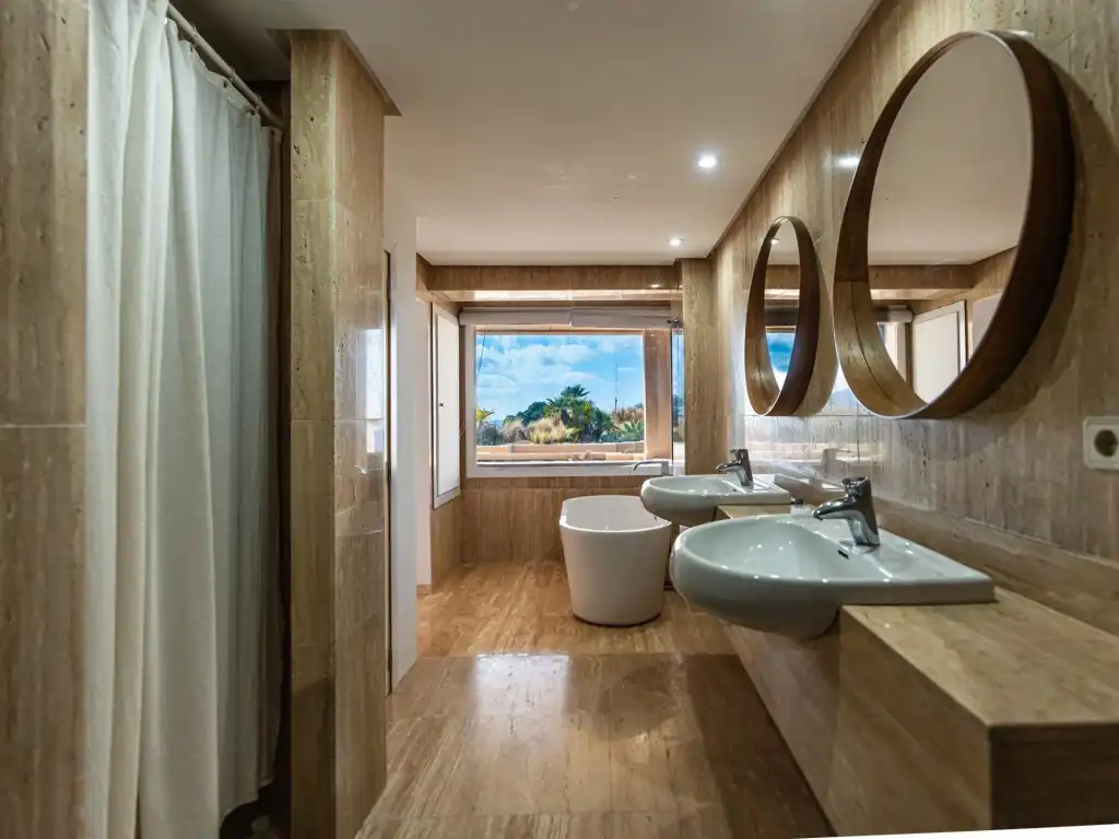 Baño de Apartamento en venta en Sant Josep de sa Talaia con Calefacción y Jardín privado