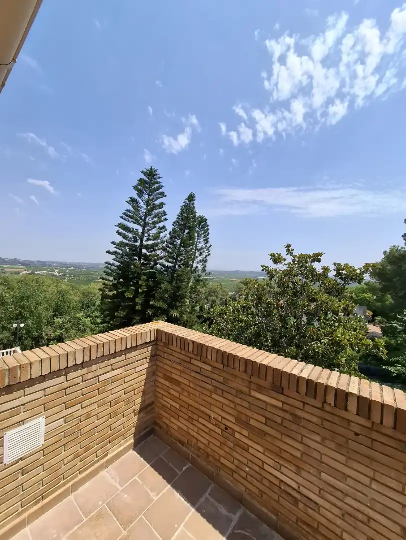 Terrace of Houses for rent in Picassent  with Heating, Private garden and Parquet flooring