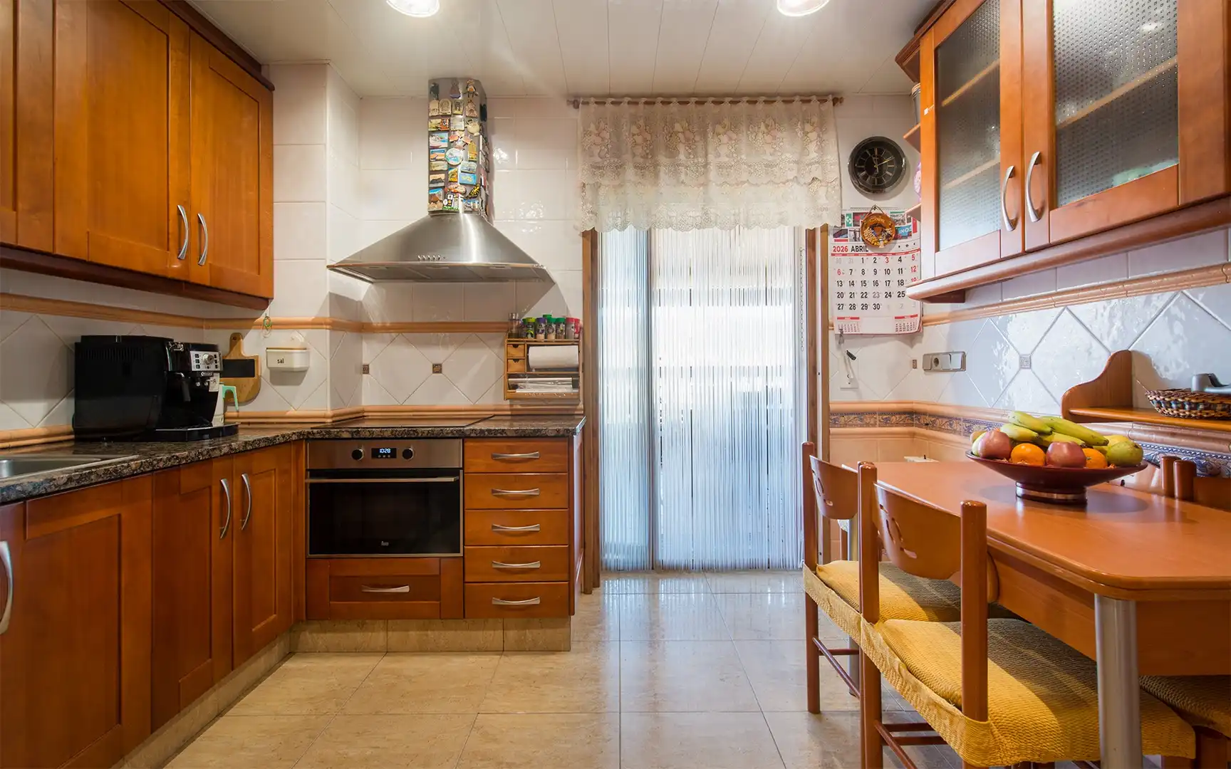 Cuina de Casa o xalet en venda en Argentona amb Calefacció, Jardí privat i Terrassa