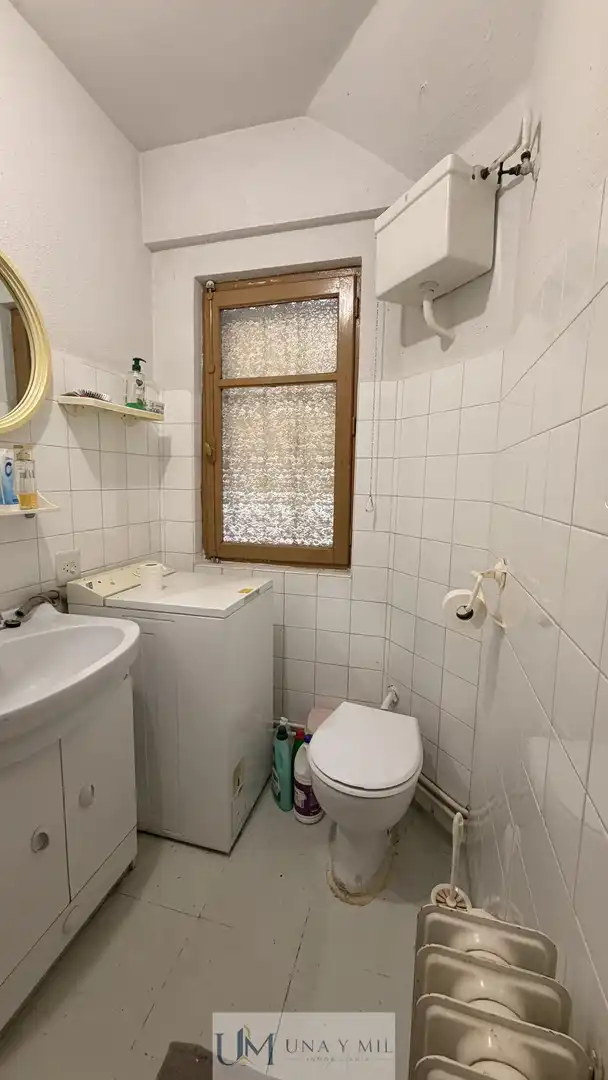 Bathroom of Flat for sale in Salamanca  with Heating, Terrace and Balcony