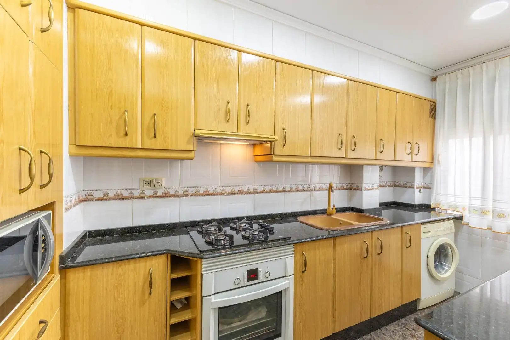 Kitchen of Flat for sale in Sagunto / Sagunt  with Air Conditioner and Heating