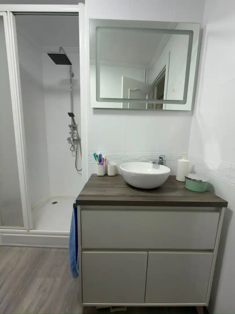 Bathroom of Houses for rent in Palencia  with Heating, Terrace and Storage room
