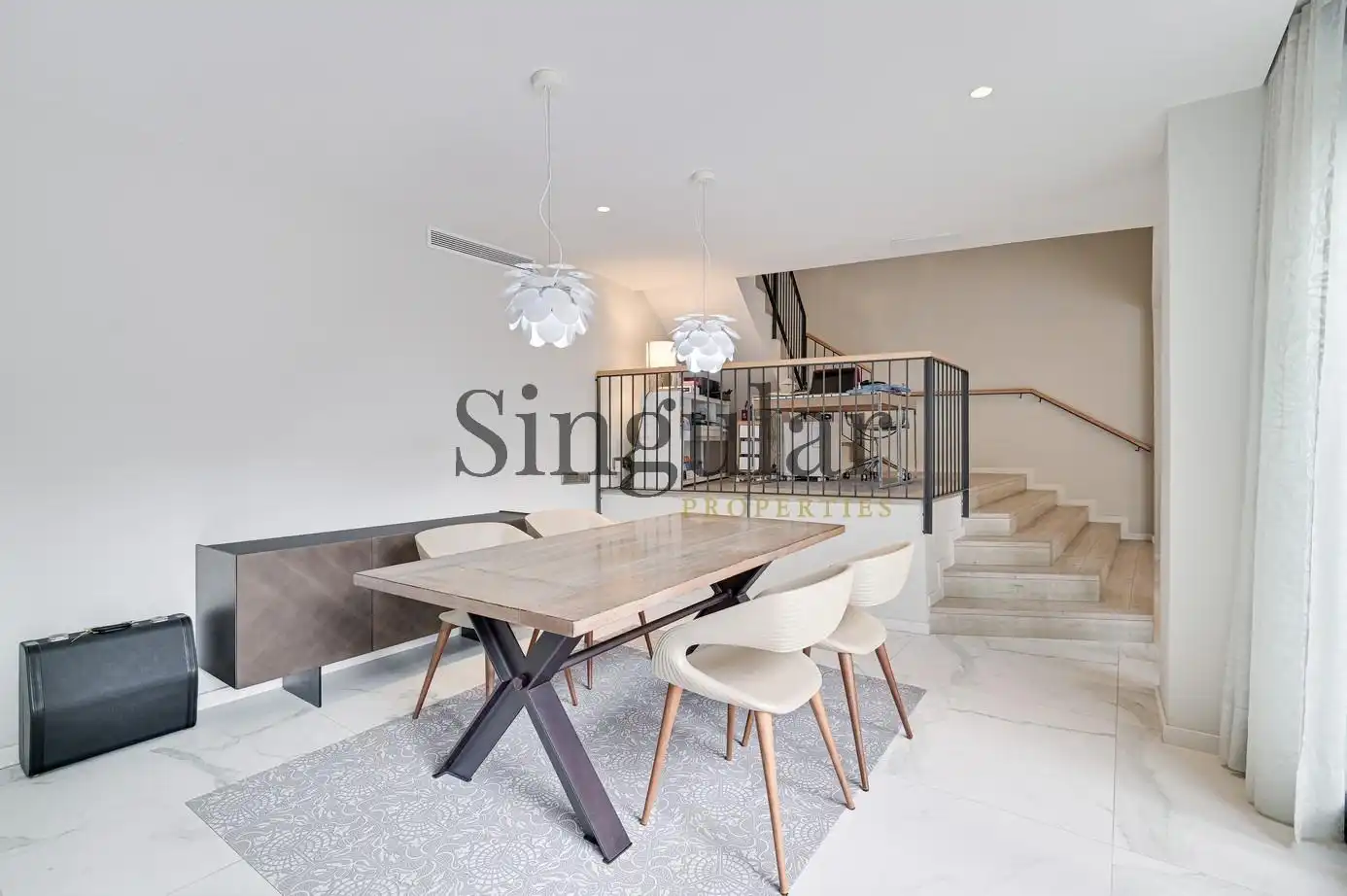 Comedor de Piso en venta en Barcelona con Aire acondicionado, Calefacción y Jardín privado