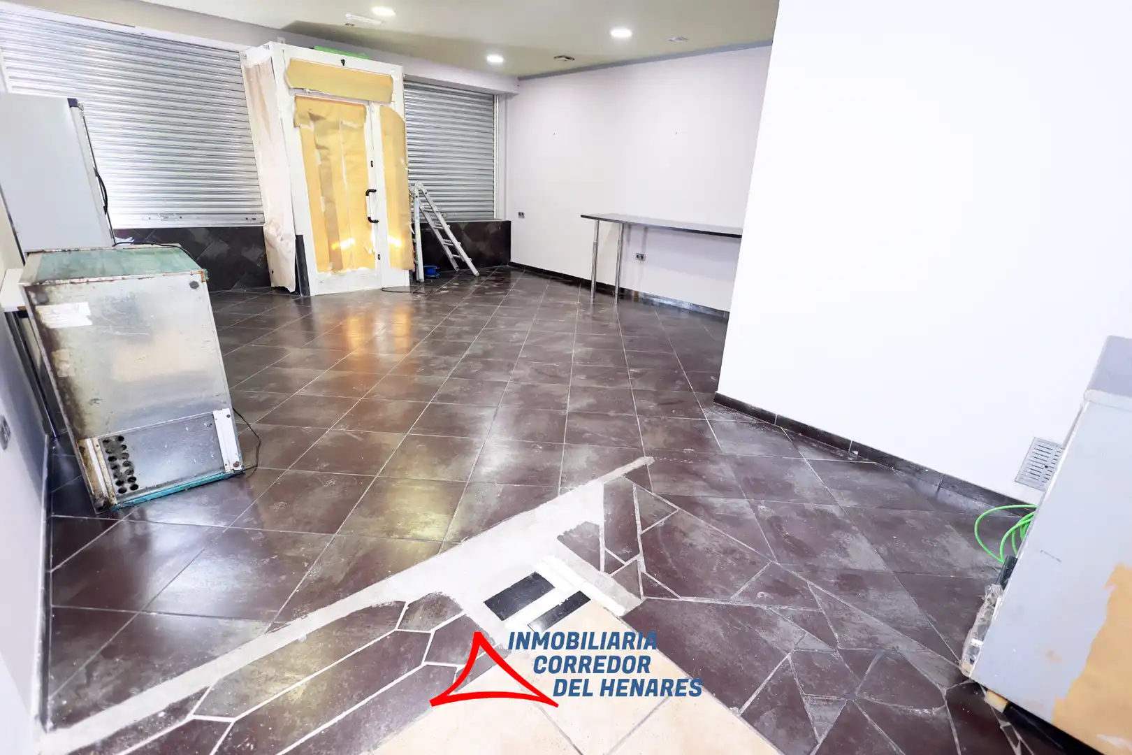 Commercial properties for rent in Mejorada del Campo  with Air Conditioner