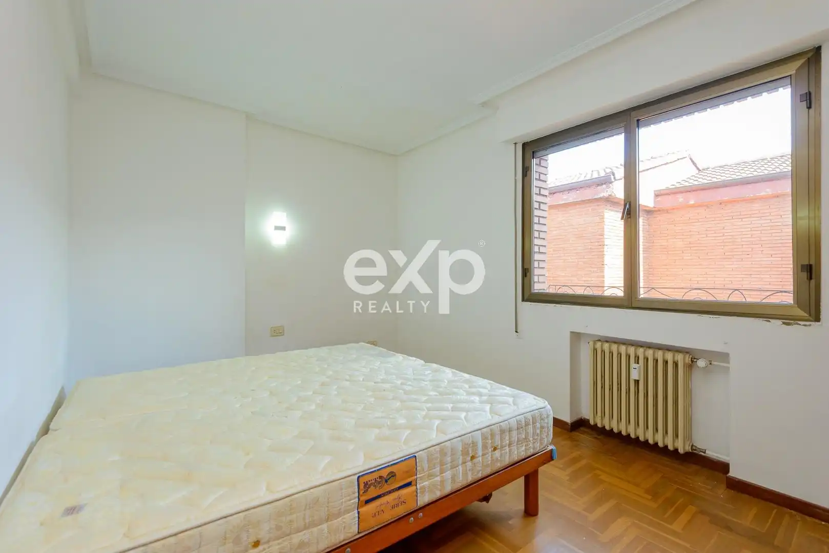 Habitación de Piso en venta en Gijón  con Calefacción y Amueblado