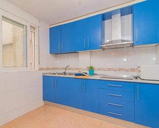 Kitchen of Flat for sale in Pulianas  with Parquet flooring