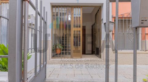 Foto 3 de Planta baja en venta en Calle Martin Arredondo, Pardaleras, Badajoz Capital