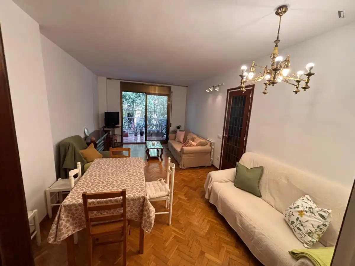 Living room of Apartments for share in Barcelona  with Heating, Furnished and Oven