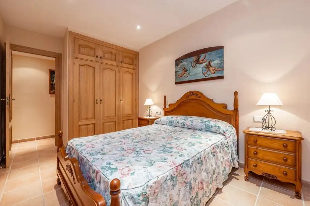Habitación de Piso en venta en Granada con Aire acondicionado, Calefacción y Terraza