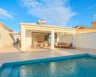 Swimming pool of House or chalet for sale in Torrevieja  with Air Conditioner, Swimming Pool and Furnished