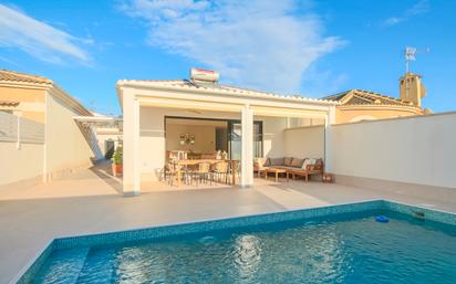 Swimming pool of House or chalet for sale in Torrevieja  with Air Conditioner, Swimming Pool and Furnished