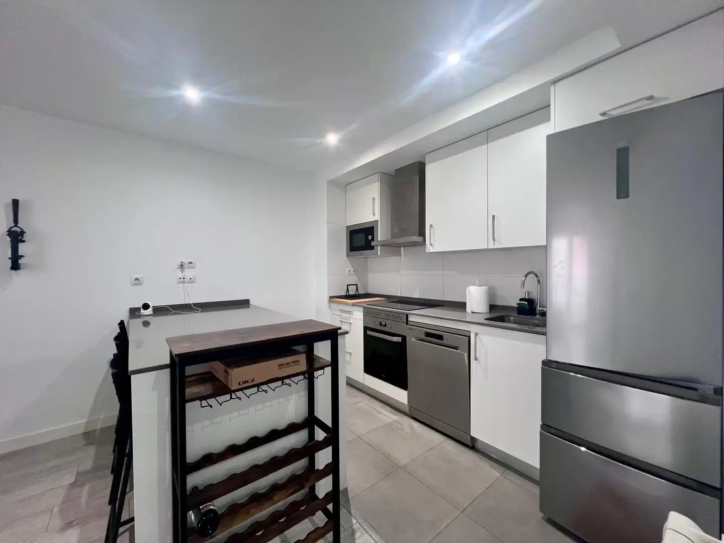 Kitchen of Flat for rent in Oviedo   with Heating, Private garden and Terrace