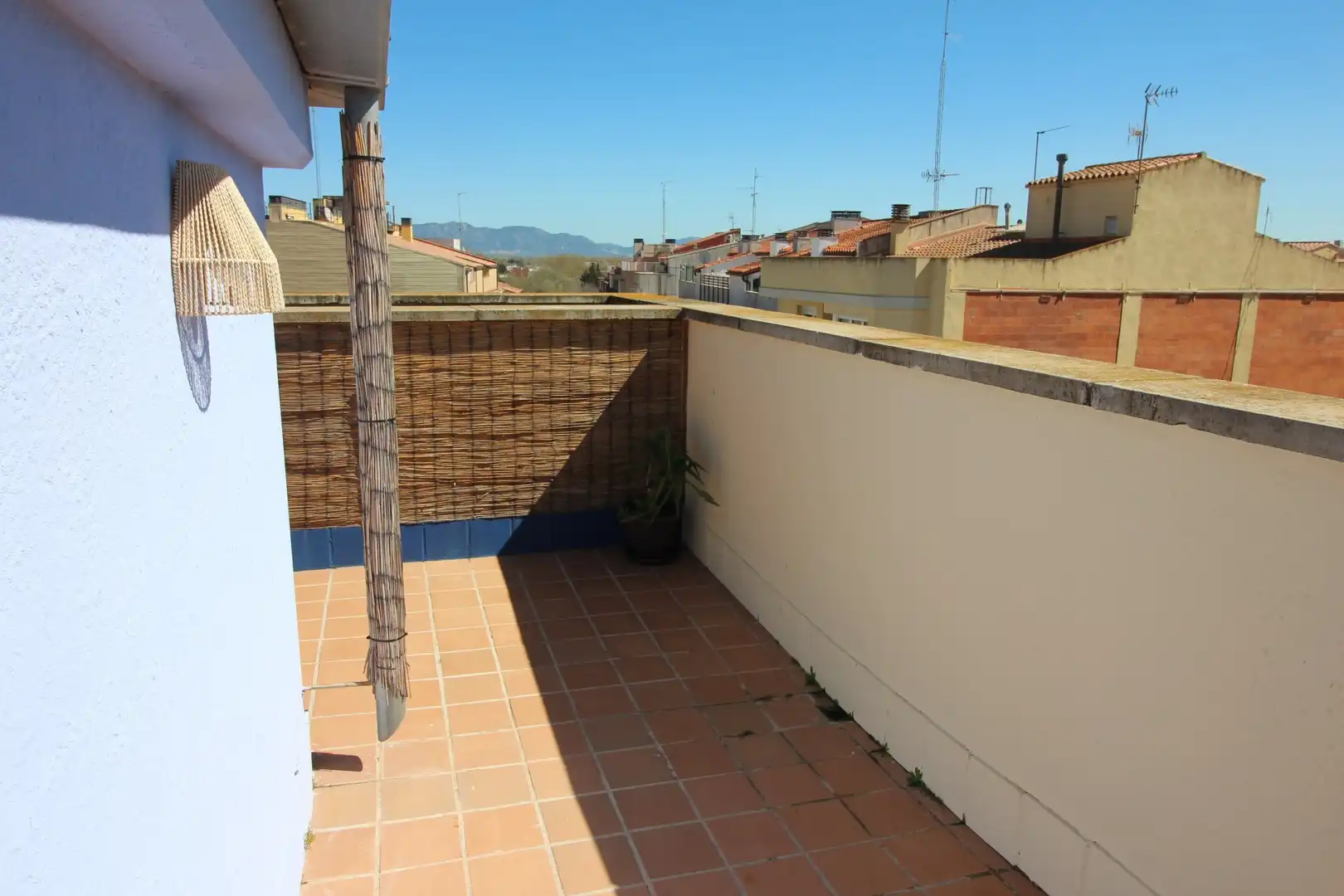Terraza de Dúplex en venta en Figueres con Calefacción, Terraza y Trastero