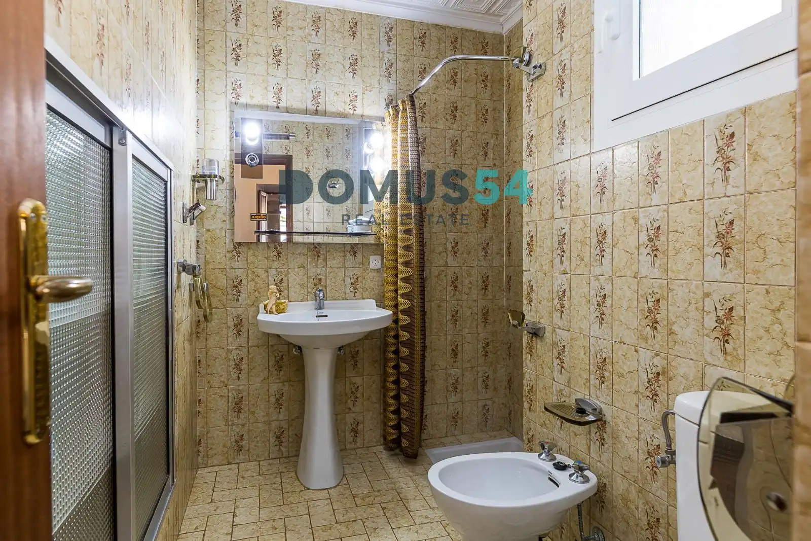 Bathroom of Houses for sale in Binissalem