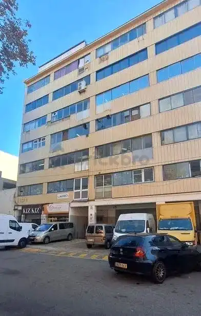 Fabrikhallen zum Verkauf in D'Alfons Xii, El Remei