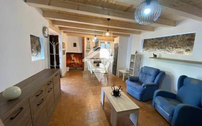 Living room of House or chalet for sale in Castellar del Vallès  with Air Conditioner and Terrace
