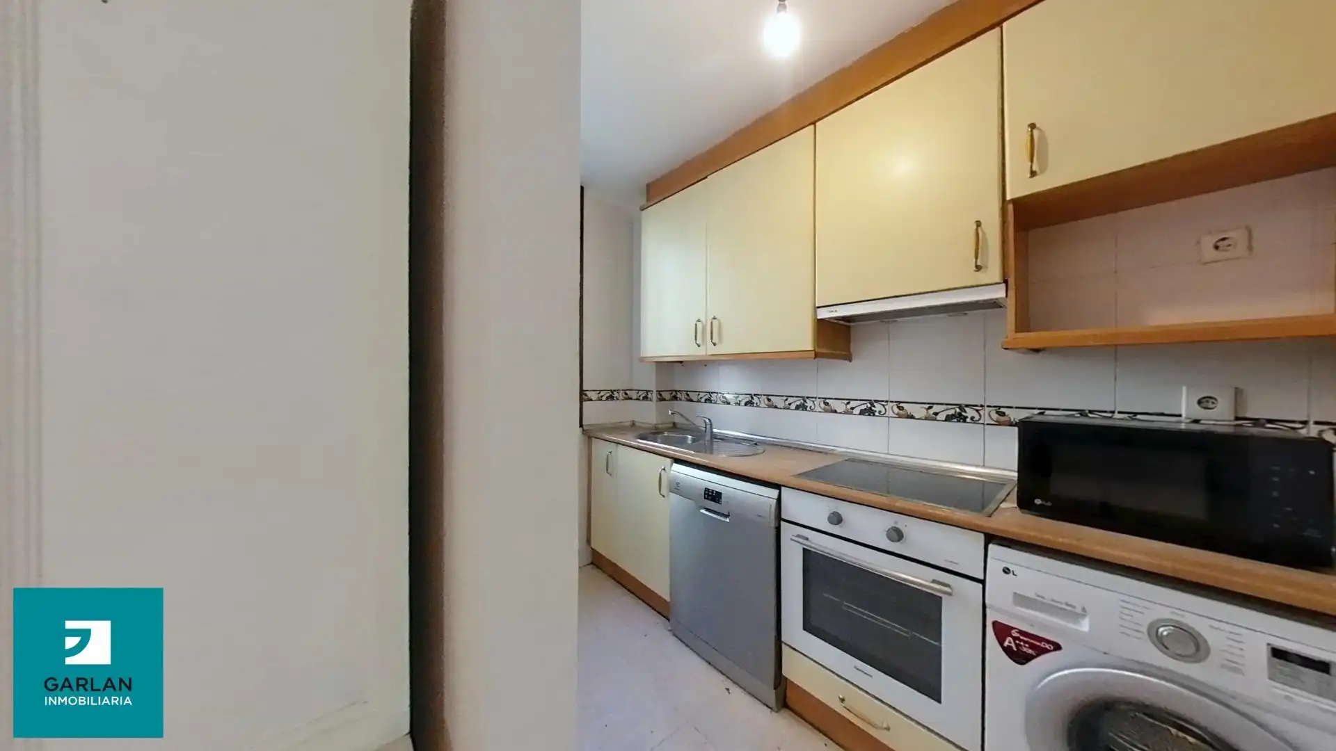 Küche von Wohnung zum Verkauf in Biescas mit Heizung, Parkett und Abstellraum