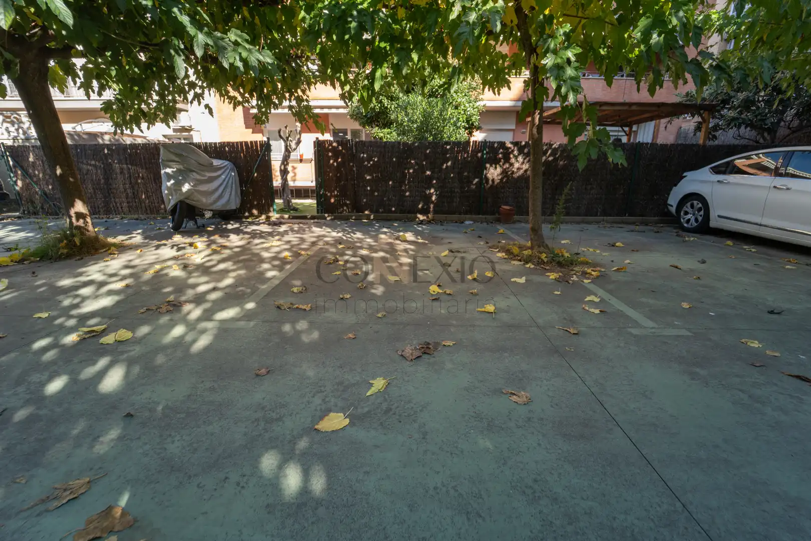 Garden of Ground floor for sale in Girona  with Air Conditioner, Heating and Private garden
