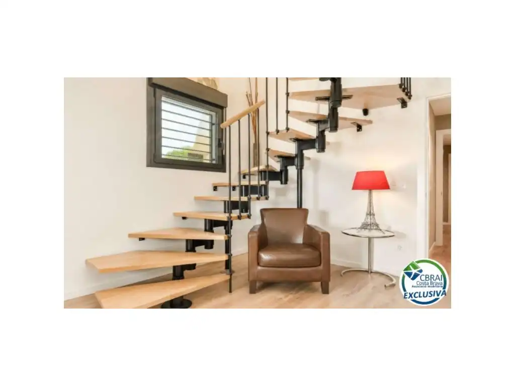 Balcony of Duplexes for sale in Figueres  with Air Conditioner and Furnished