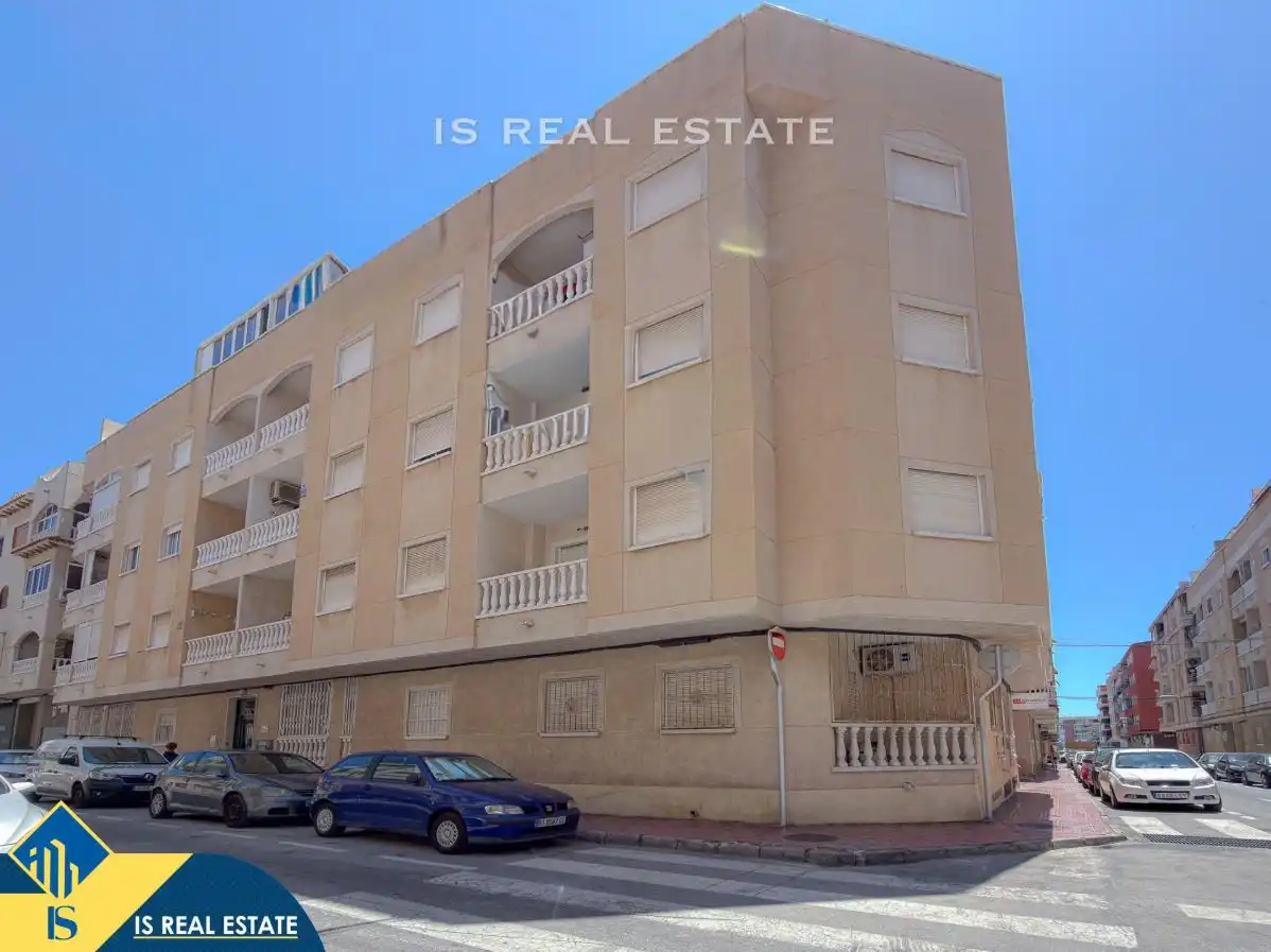 Apartament amb piscina en venda a Playa de los Locos
