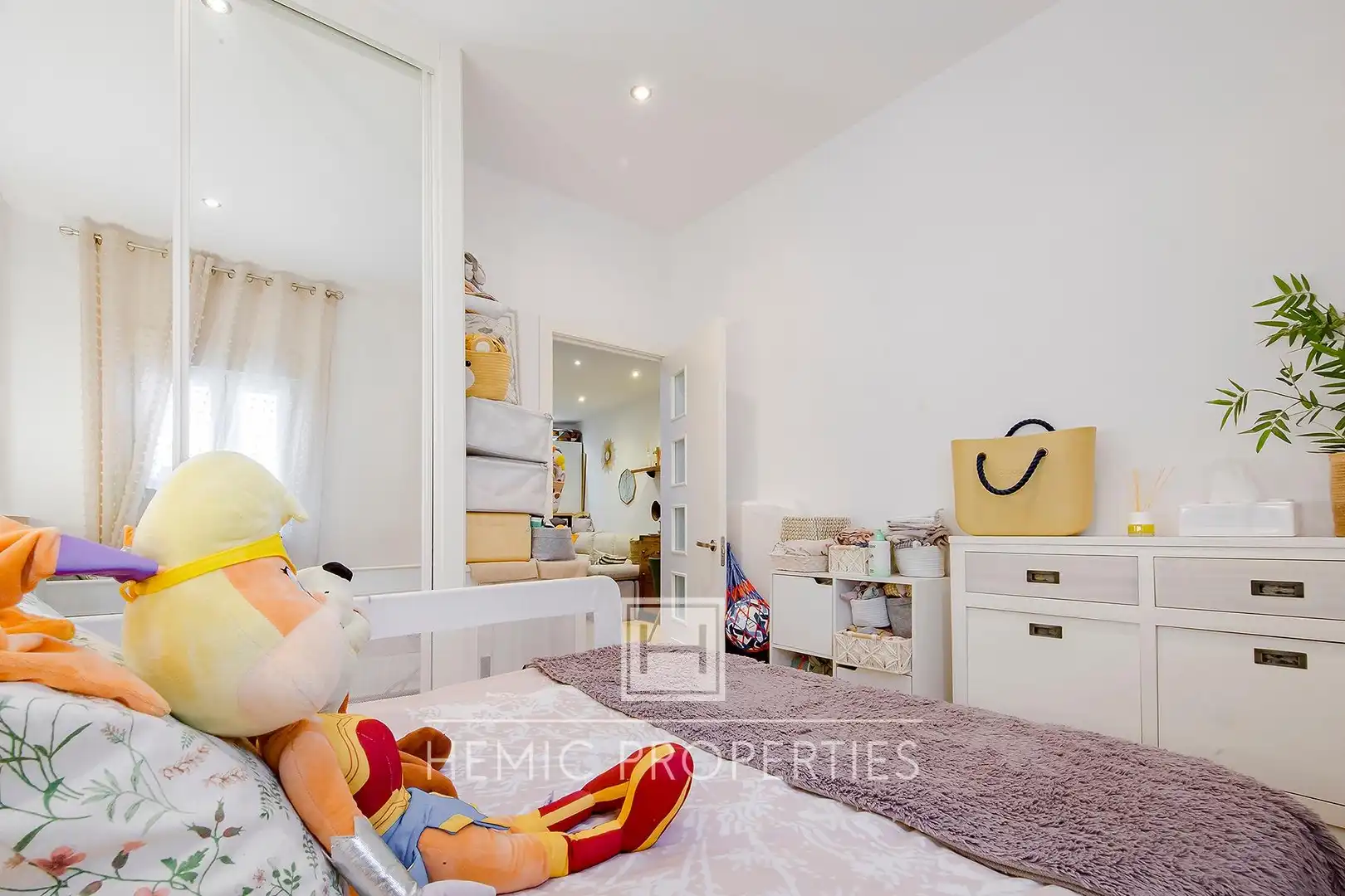 Habitación de Apartamento en venta en Madrid con Aire acondicionado, Calefacción y Parquet